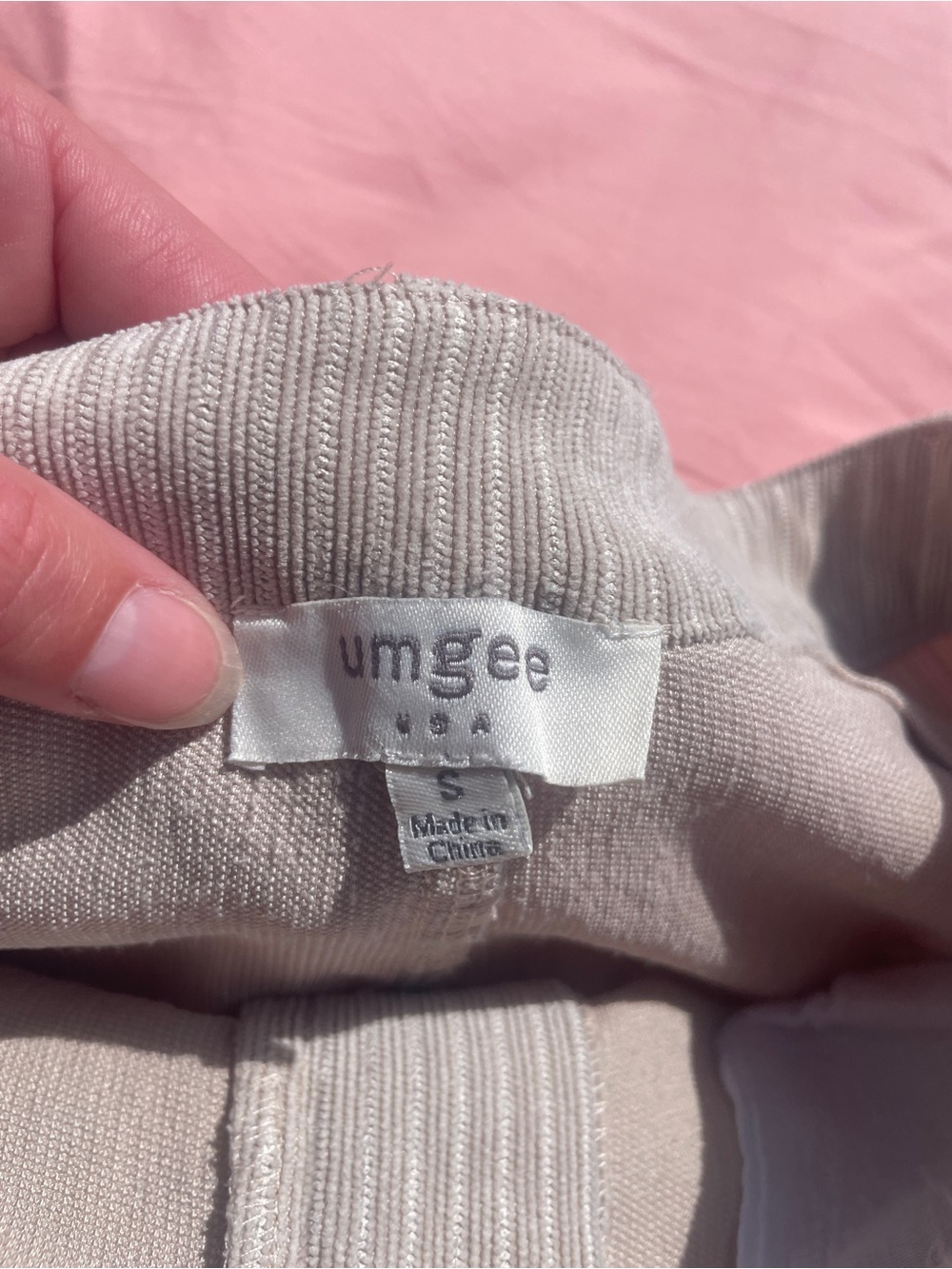 Umgee Cream / Taupe Pinstripe Corduroy High-Waisted Shorts Size Small - Picture 4 of 5